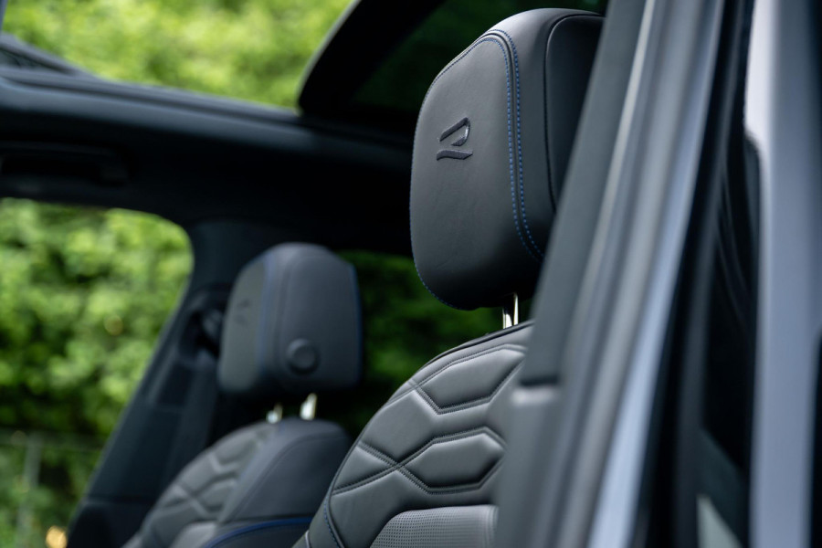 Volkswagen Touareg 3.0 TSI eHybrid R 4M Puglia DynAudio Trekhaak