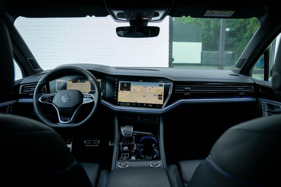 Volkswagen Touareg 3.0 TSI eHybrid R 4M Puglia DynAudio Trekhaak