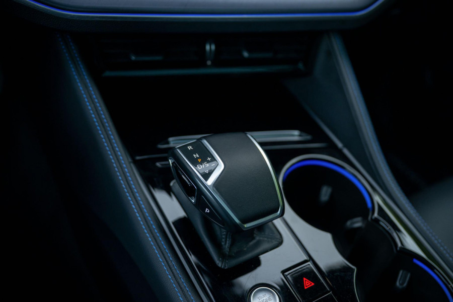 Volkswagen Touareg 3.0 TSI eHybrid R 4M Puglia DynAudio Trekhaak