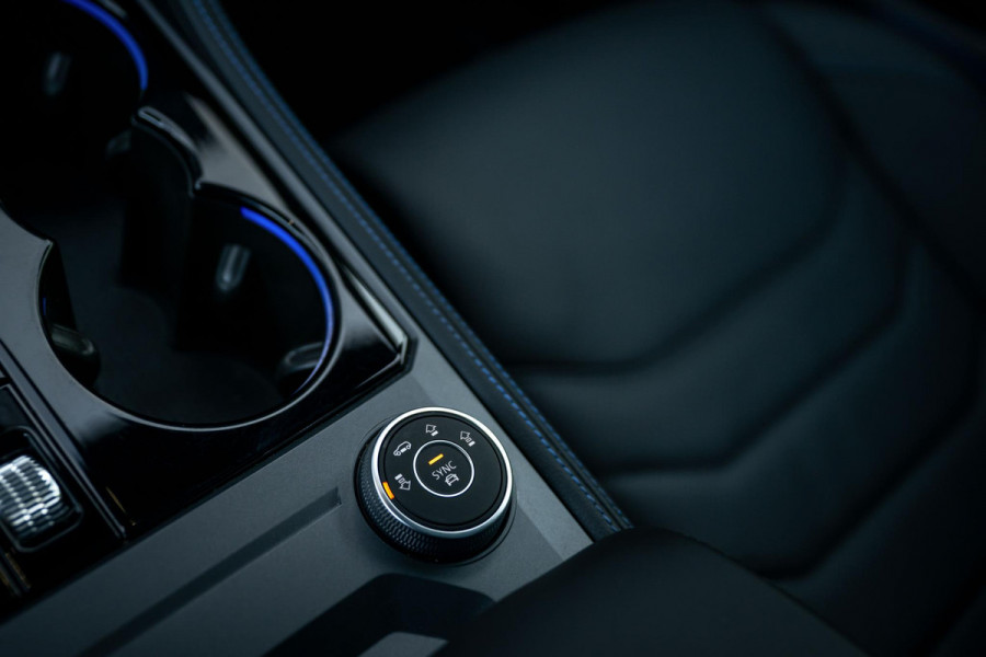 Volkswagen Touareg 3.0 TSI eHybrid R 4M Puglia DynAudio Trekhaak