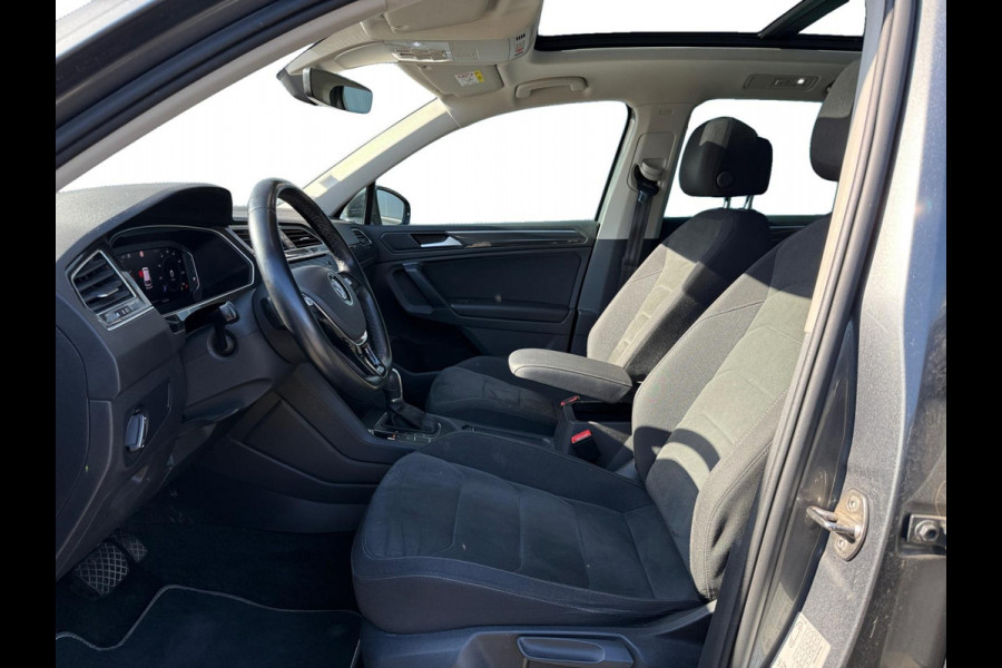 Volkswagen Tiguan 1.5 TSI ACT Highline | Pano | Dash | Alcantara