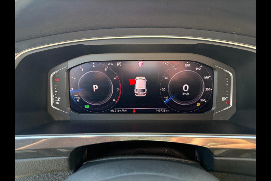 Volkswagen Tiguan 1.5 TSI ACT Highline | Pano | Dash | Alcantara
