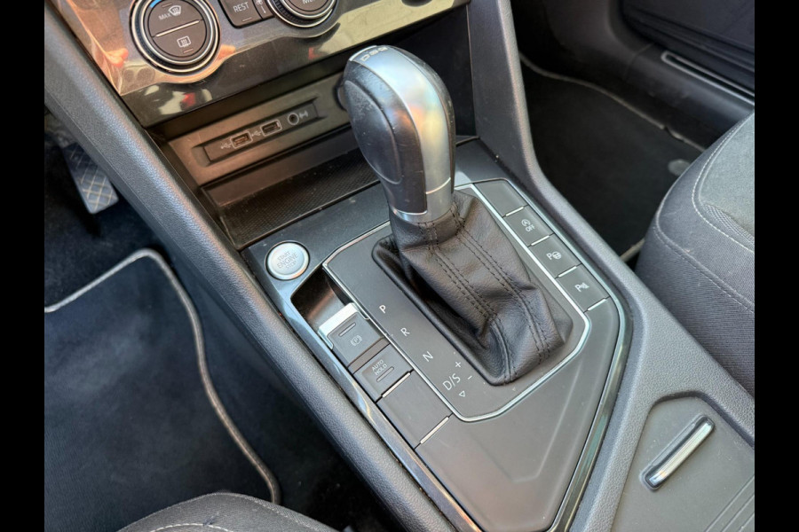 Volkswagen Tiguan 1.5 TSI ACT Highline | Pano | Dash | Alcantara