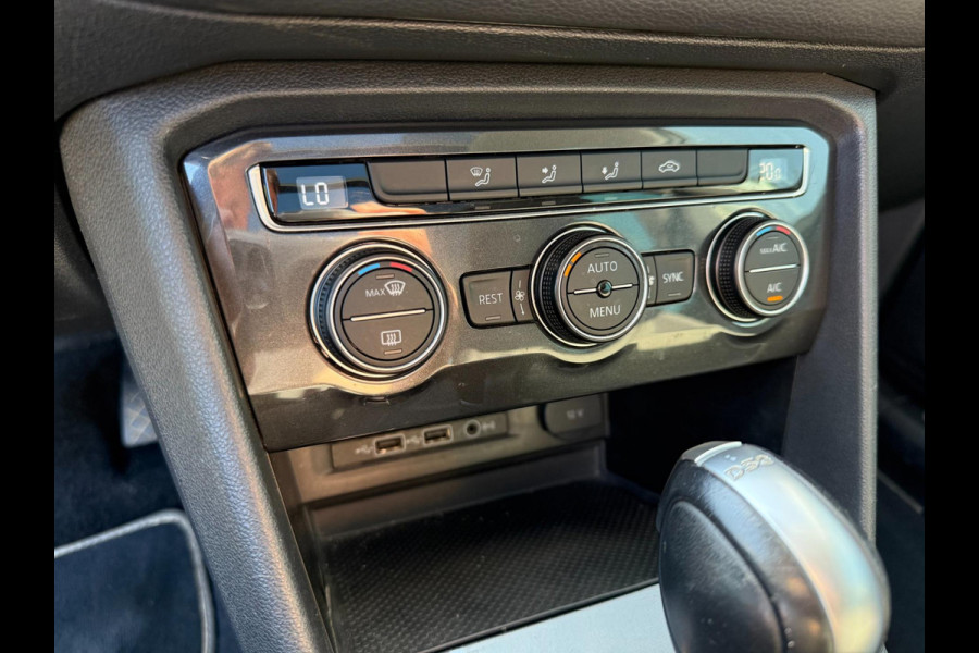 Volkswagen Tiguan 1.5 TSI ACT Highline | Pano | Dash | Alcantara