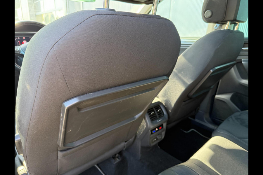 Volkswagen Tiguan 1.5 TSI ACT Highline | Pano | Dash | Alcantara
