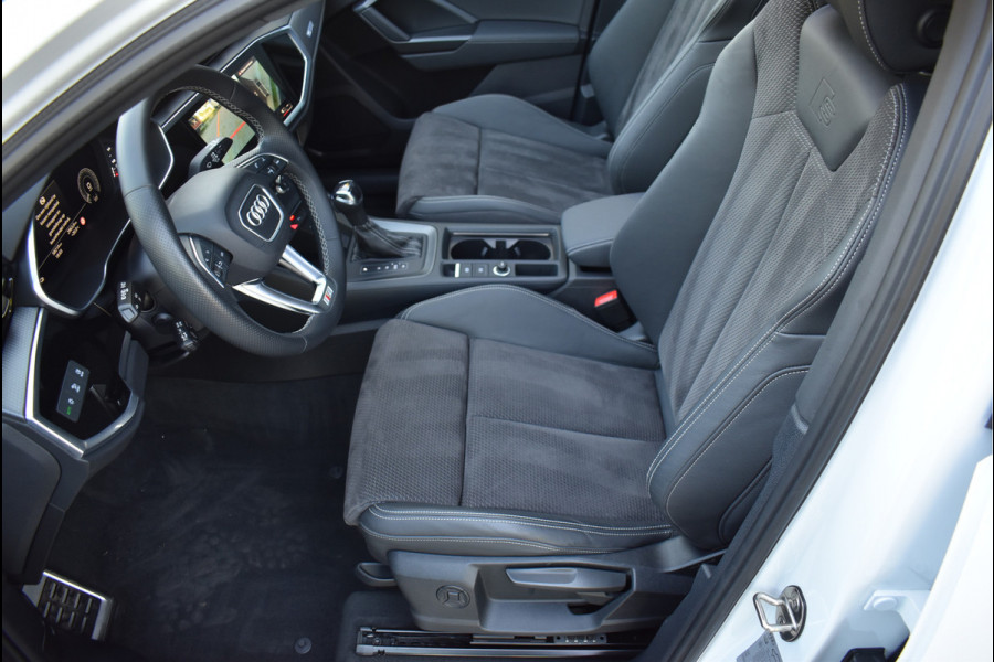 Audi Q3 Sportback 45 TFSI e S-Line 245 Pk Pano Navi Leder Matrix Sfeer 360 Camera 20 Inch