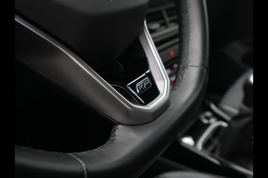 Volkswagen T-Cross 1.0 TSI R-Line Carplay Led Adaptive Cruise Control