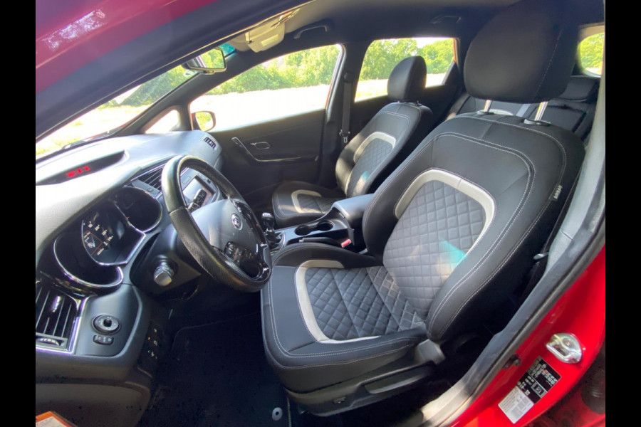 Kia cee'd Sportswagon 1.6 CRDi Business GT-Line INCL BTW