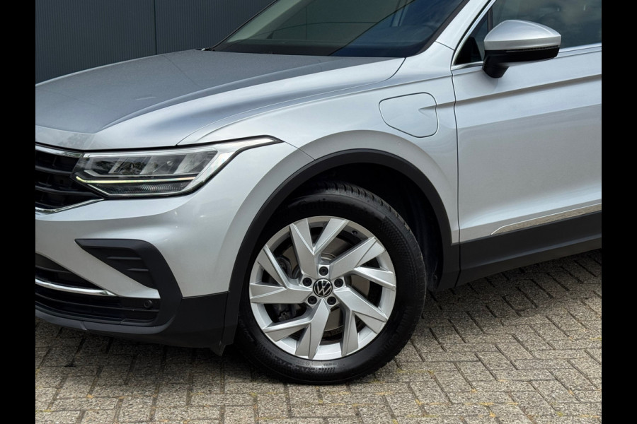 Volkswagen Tiguan 1.4 TSI eHybrid * R-line * AppleCarPlay * Side ass. * Visueel Cockpit *