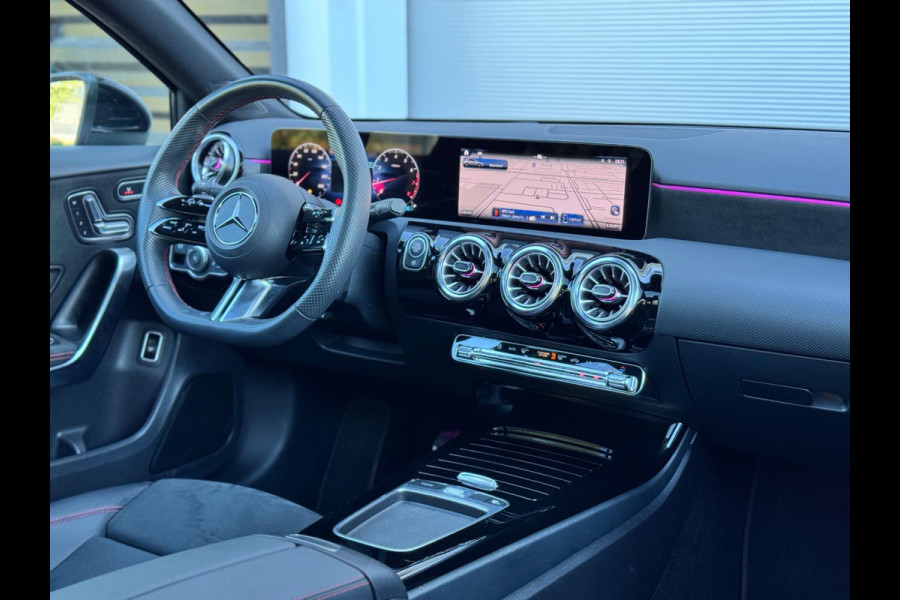Mercedes-Benz A-Klasse 200 AMG Line Memory/360/HuD/Pano