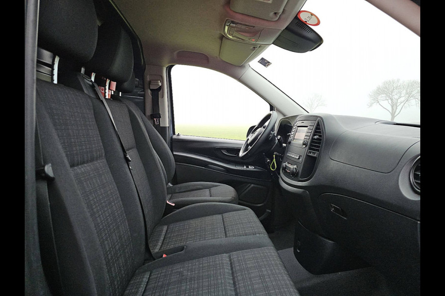Mercedes-Benz eVito eVito L2 35Kwh CarPlay Airco 100%-Elektrisch Emissievrij Deuren Pdc!