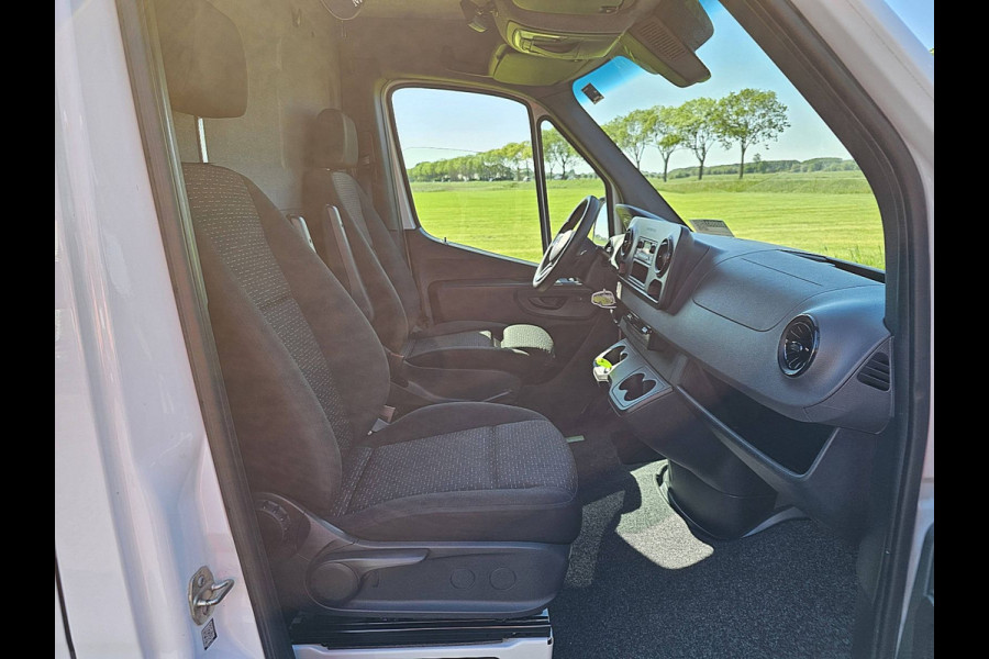 Mercedes-Benz Sprinter 314 2.2 CDI L3H2 EURO VI-D Automaat Koeler Cruise Airco Euro6 140 PK!