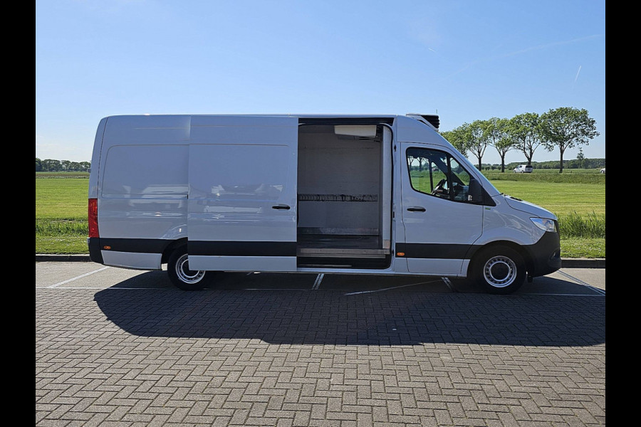 Mercedes-Benz Sprinter 314 2.2 CDI L3H2 EURO VI-D Automaat Koeler Cruise Airco Euro6 140 PK!