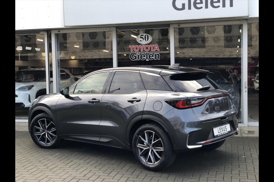 Lexus LBX 1.5 Hybrid Emotion Bi Tone | Leer, Stoel + Stuurverwarming, Parkeersensoren, Dodehoekherkenning