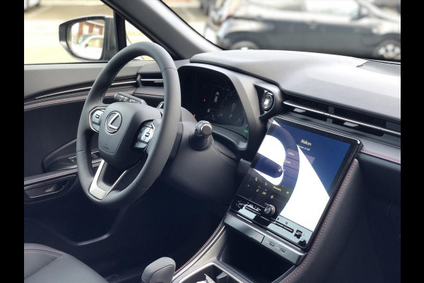 Lexus LBX 1.5 Hybrid Emotion Bi Tone | Leer, Stoel + Stuurverwarming, Parkeersensoren, Dodehoekherkenning