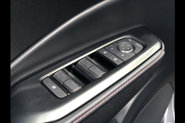 Lexus LBX 1.5 Hybrid Emotion Bi Tone | Leer, Stoel + Stuurverwarming, Parkeersensoren, Dodehoekherkenning