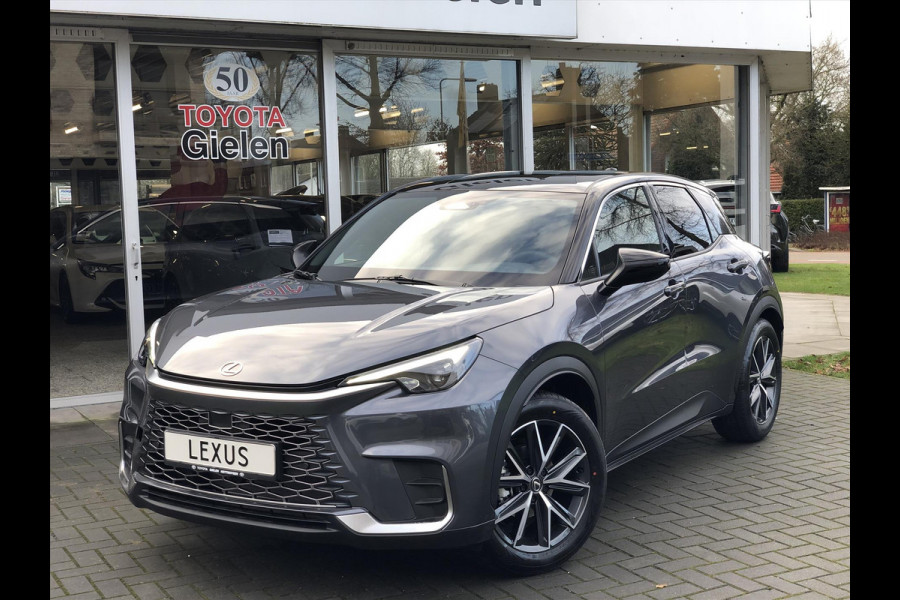 Lexus LBX 1.5 Hybrid Emotion Bi Tone | Leer, Stoel + Stuurverwarming, Parkeersensoren, Dodehoekherkenning