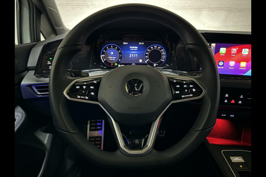 Volkswagen Golf 1.5 eTSI 3x R-Line Pano Carplay Sfeer ACC NAP
