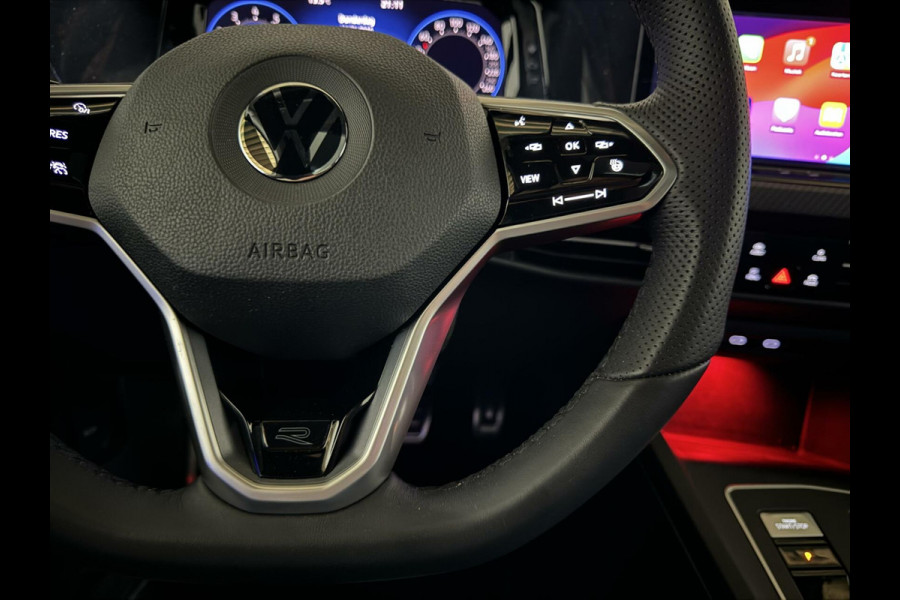 Volkswagen Golf 1.5 eTSI 3x R-Line Pano Carplay Sfeer ACC NAP