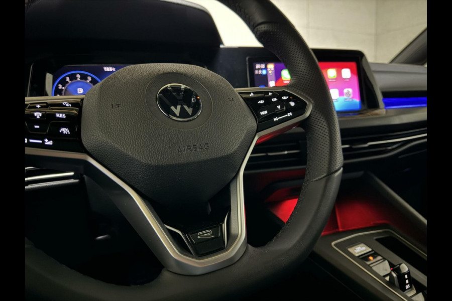 Volkswagen Golf 1.5 eTSI 3x R-Line Pano Carplay Sfeer ACC NAP