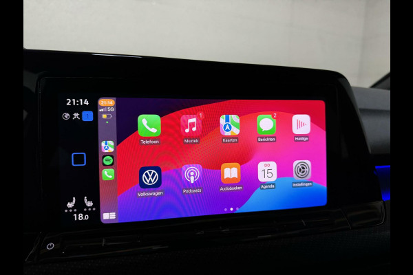Volkswagen Golf 1.5 eTSI 3x R-Line Pano Carplay Sfeer ACC NAP