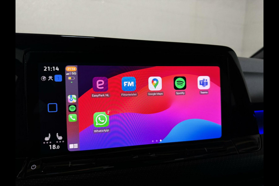 Volkswagen Golf 1.5 eTSI 3x R-Line Pano Carplay Sfeer ACC NAP