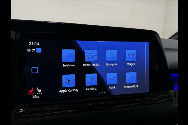 Volkswagen Golf 1.5 eTSI 3x R-Line Pano Carplay Sfeer ACC NAP