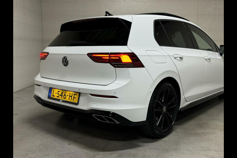 Volkswagen Golf 1.5 eTSI 3x R-Line Pano Carplay Sfeer ACC NAP