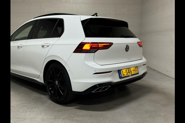 Volkswagen Golf 1.5 eTSI 3x R-Line Pano Carplay Sfeer ACC NAP