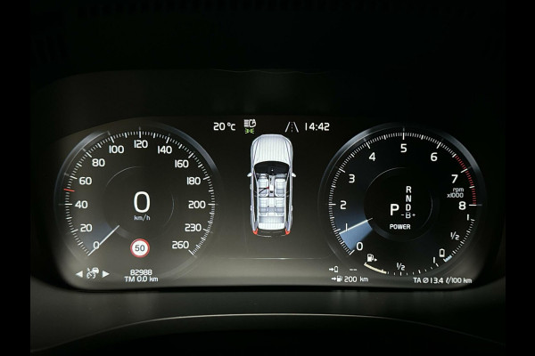 Volvo XC60 2.0 T8 Twin Engine AWD Inscription Pano Leer Trek