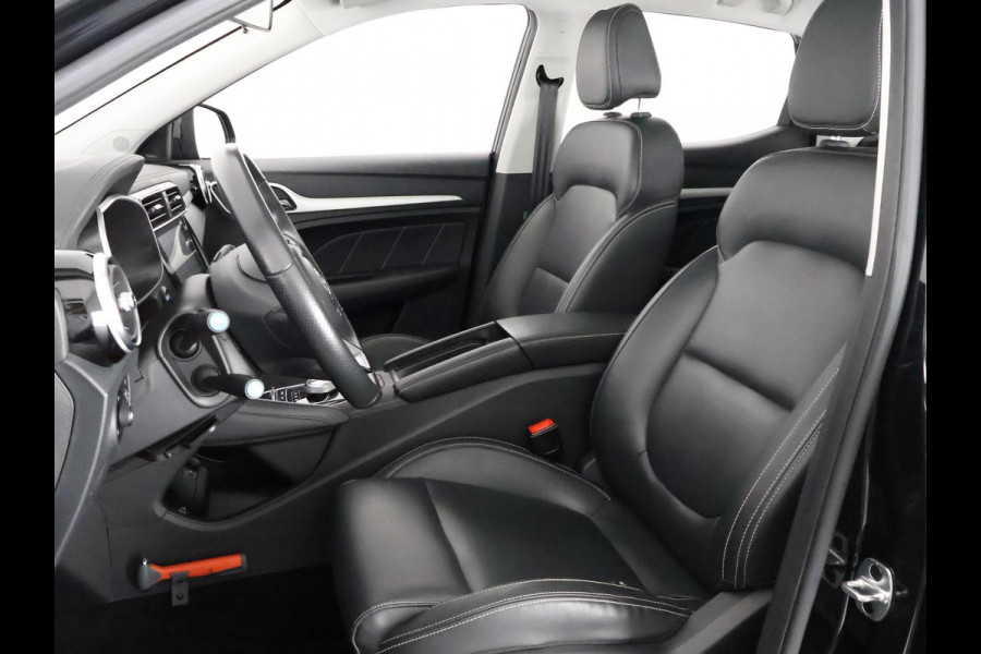 MG ZS EV LUXERY 45 kWh ACCU 89 % !! BIJNA 2020.PANODAK.KEYLESS.1e EIG. CARPLAY NAVI. GARANTIE TOT 2 JAAR*