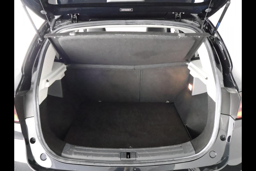 MG ZS EV LUXERY 45 kWh ACCU 89 % !! BIJNA 2020.PANODAK.KEYLESS.1e EIG. CARPLAY NAVI. GARANTIE TOT 2 JAAR*