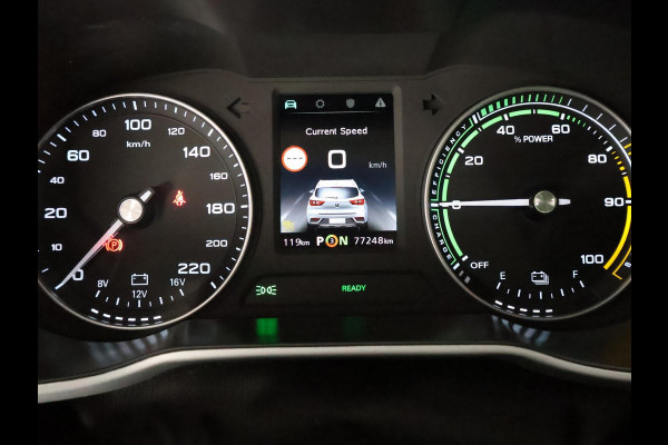 MG ZS EV LUXERY 45 kWh ACCU 89 % !! BIJNA 2020.PANODAK.KEYLESS.1e EIG. CARPLAY NAVI. GARANTIE TOT 2 JAAR*