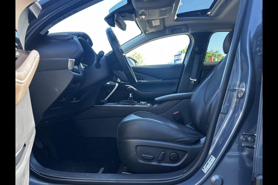 Mazda CX-30 2.0 e-SkyActiv-X M Hybrid Luxury | FABRIEKSGARANTIE T/M 2/2029 |DEALERONDERHOUDEN | I-ACTIVE SENSE PAKKET | SCHUIFKANTELDAK |  | 4-SEIZOENSBANDEN |
