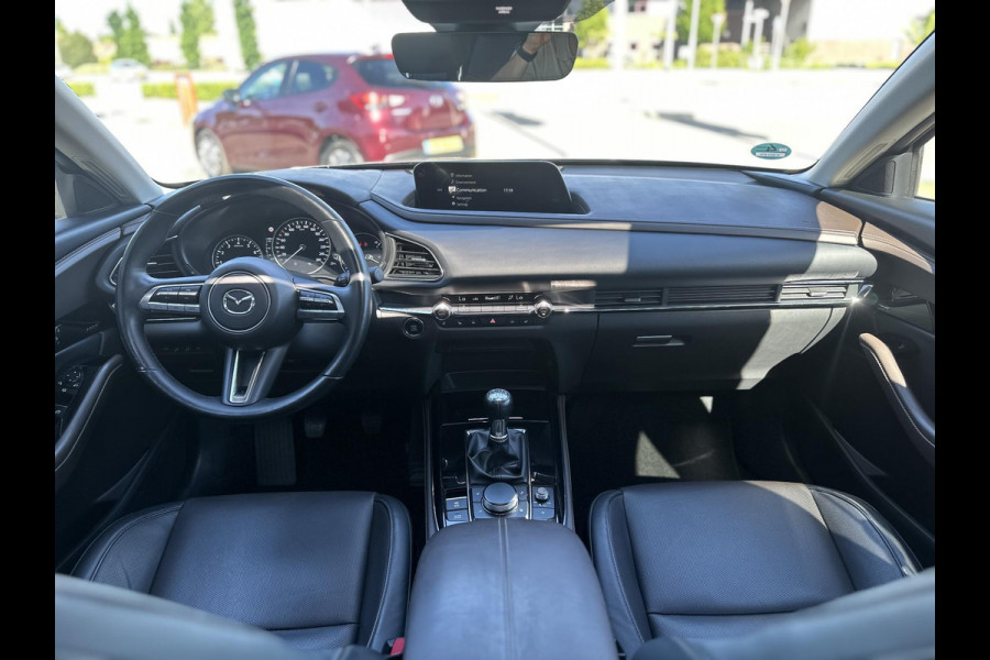 Mazda CX-30 2.0 e-SkyActiv-X M Hybrid Luxury | FABRIEKSGARANTIE T/M 2/2029 |DEALERONDERHOUDEN | I-ACTIVE SENSE PAKKET | SCHUIFKANTELDAK |  | 4-SEIZOENSBANDEN |