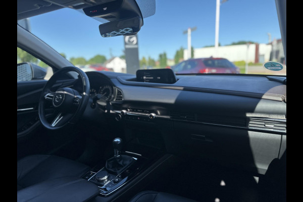 Mazda CX-30 2.0 e-SkyActiv-X M Hybrid Luxury | FABRIEKSGARANTIE T/M 2/2029 |DEALERONDERHOUDEN | I-ACTIVE SENSE PAKKET | SCHUIFKANTELDAK |  | 4-SEIZOENSBANDEN |