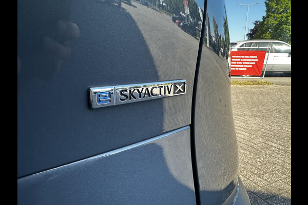 Mazda CX-30 2.0 e-SkyActiv-X M Hybrid Luxury | FABRIEKSGARANTIE T/M 2/2029 |DEALERONDERHOUDEN | I-ACTIVE SENSE PAKKET | SCHUIFKANTELDAK |  | 4-SEIZOENSBANDEN |