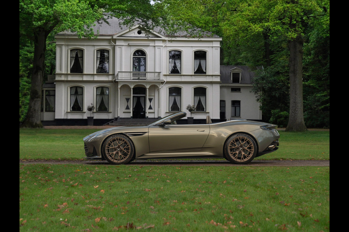 Aston Martin DB12 Volante 4.0 V8 | Titanium Grey | Subliem! Aston Martin DB12 Volante 4.0 V8 | Titanium Grey | Subliem!