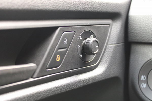 Volkswagen Caddy 2.0TDI L1H1 BMT Comfortline Airco Automaat Carplay Trekhaak 185PK