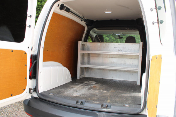 Volkswagen Caddy 2.0TDI L1H1 BMT Comfortline Airco Automaat Carplay Trekhaak 185PK