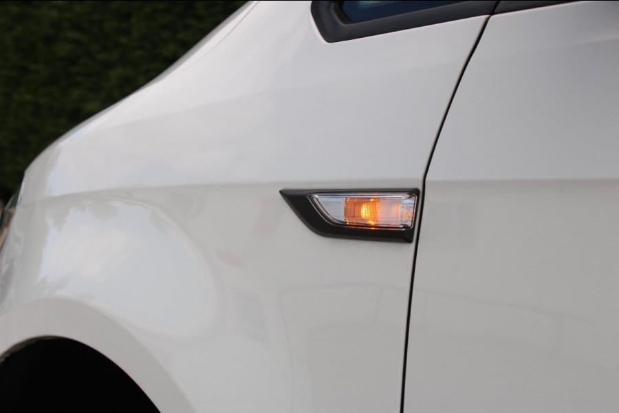 Volkswagen Caddy 2.0TDI L1H1 BMT Comfortline Airco Automaat Carplay Trekhaak 185PK
