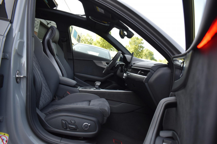 Audi A4 Avant 2.9 TFSI RS 4 quattro competition plus Pano 360Camera Nardo