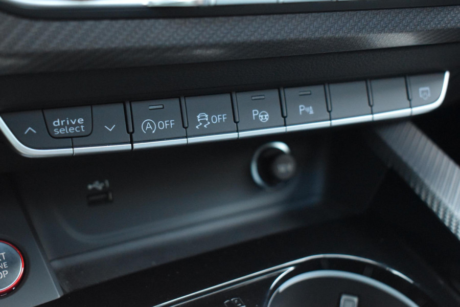 Audi A4 Avant 2.9 TFSI RS 4 quattro competition plus Pano 360Camera Nardo