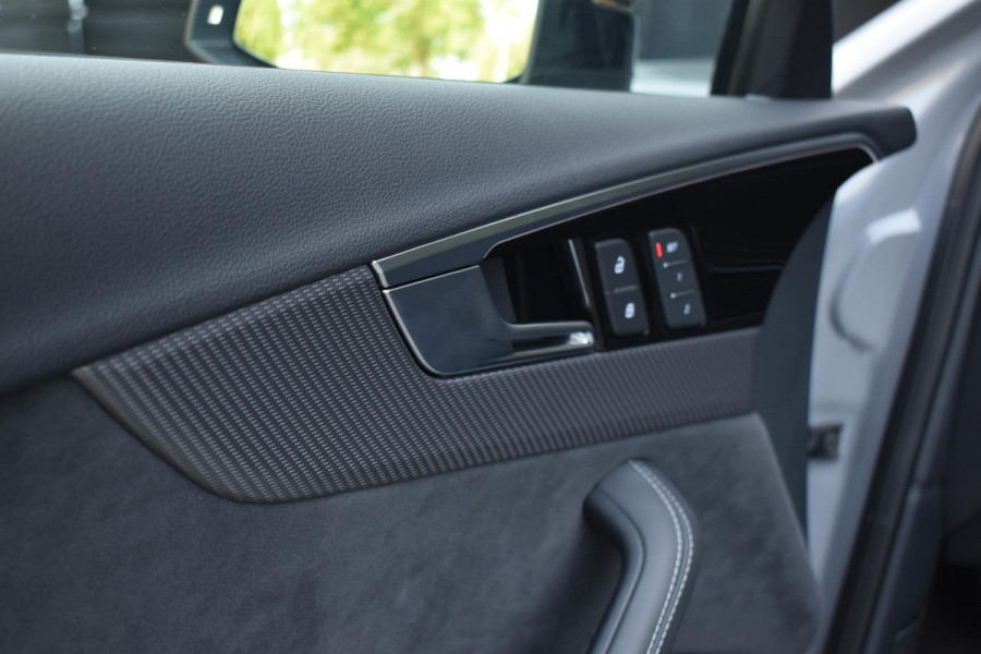 Audi A4 Avant 2.9 TFSI RS 4 quattro competition plus Pano 360Camera Nardo