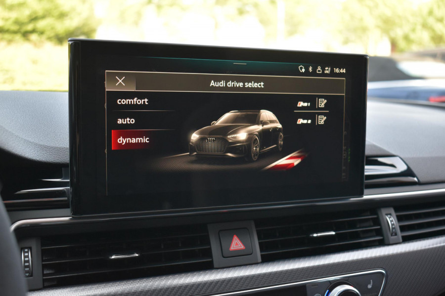Audi A4 Avant 2.9 TFSI RS 4 quattro competition plus Pano 360Camera Nardo
