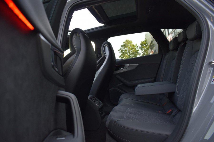 Audi A4 Avant 2.9 TFSI RS 4 quattro competition plus Pano 360Camera Nardo