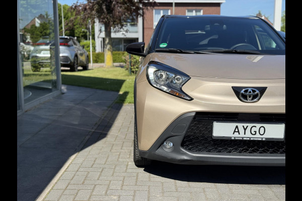 Toyota Aygo X 1.0 VVT-i S-CVT Pulse Automaat | Stoelverwarming, Apple carplay/Android auto, Adaptieve cruise control, Licht/regensensor