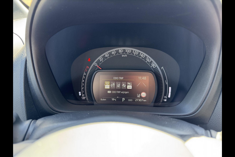 Toyota Aygo X 1.0 VVT-i S-CVT Pulse Automaat | Stoelverwarming, Apple carplay/Android auto, Adaptieve cruise control, Licht/regensensor