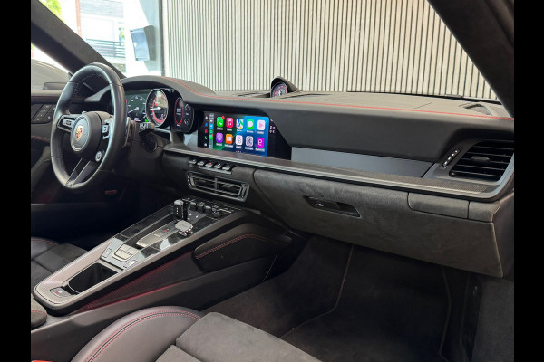Porsche 911 3.0 Carrera GTS AUT. PANORAMADAK NAVIGATIE APPLE CARPLAY STOELVERWARMING CAMERA PDC AIRCO CRUISE
