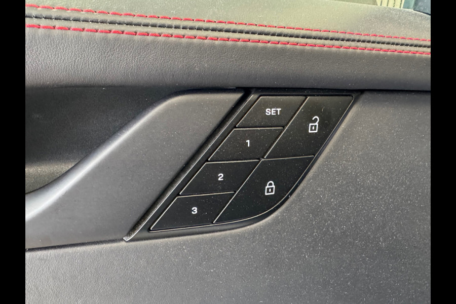 Porsche 911 3.0 Carrera GTS AUT. PANORAMADAK NAVIGATIE APPLE CARPLAY STOELVERWARMING CAMERA PDC AIRCO CRUISE